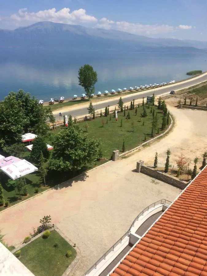 Lake Park Hotel Restaurant Pogradaş