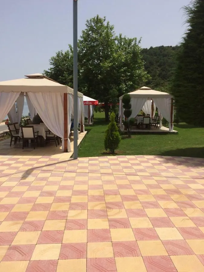 Lake Park Hotel Restaurant Pogradaş Arnavutluk